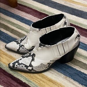 Urban Outfitters White & Black Snake-Print Western Ankle Boots